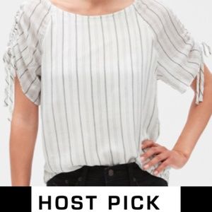 *HP* NWT Banana Republic Factory Ruched Sleeve Top